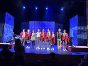 Maniquí Teatre y la Escuela Municipal apoyando ‘Bruno, el Musical’