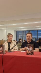 La firma de «El Pollito»